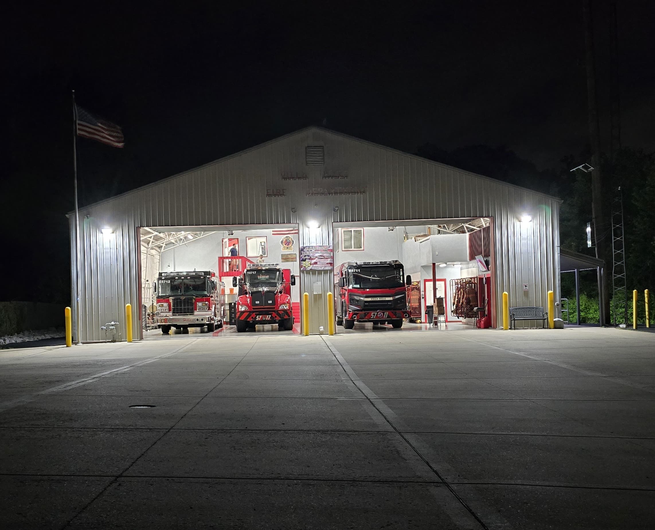 Villa Hills Fire Protection District — station at night