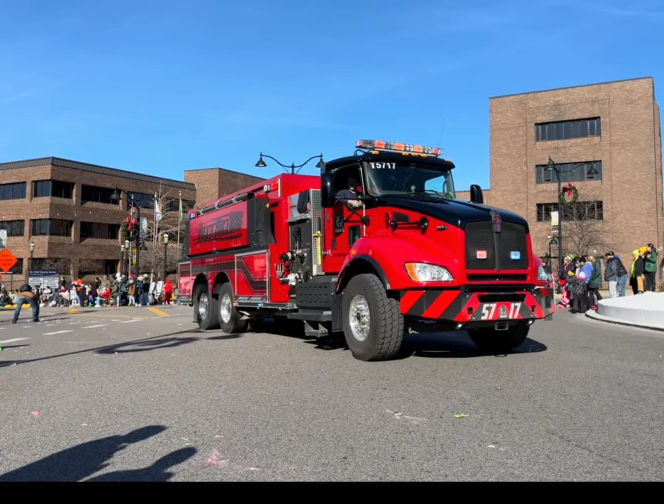 Tanker 5717 — Parade