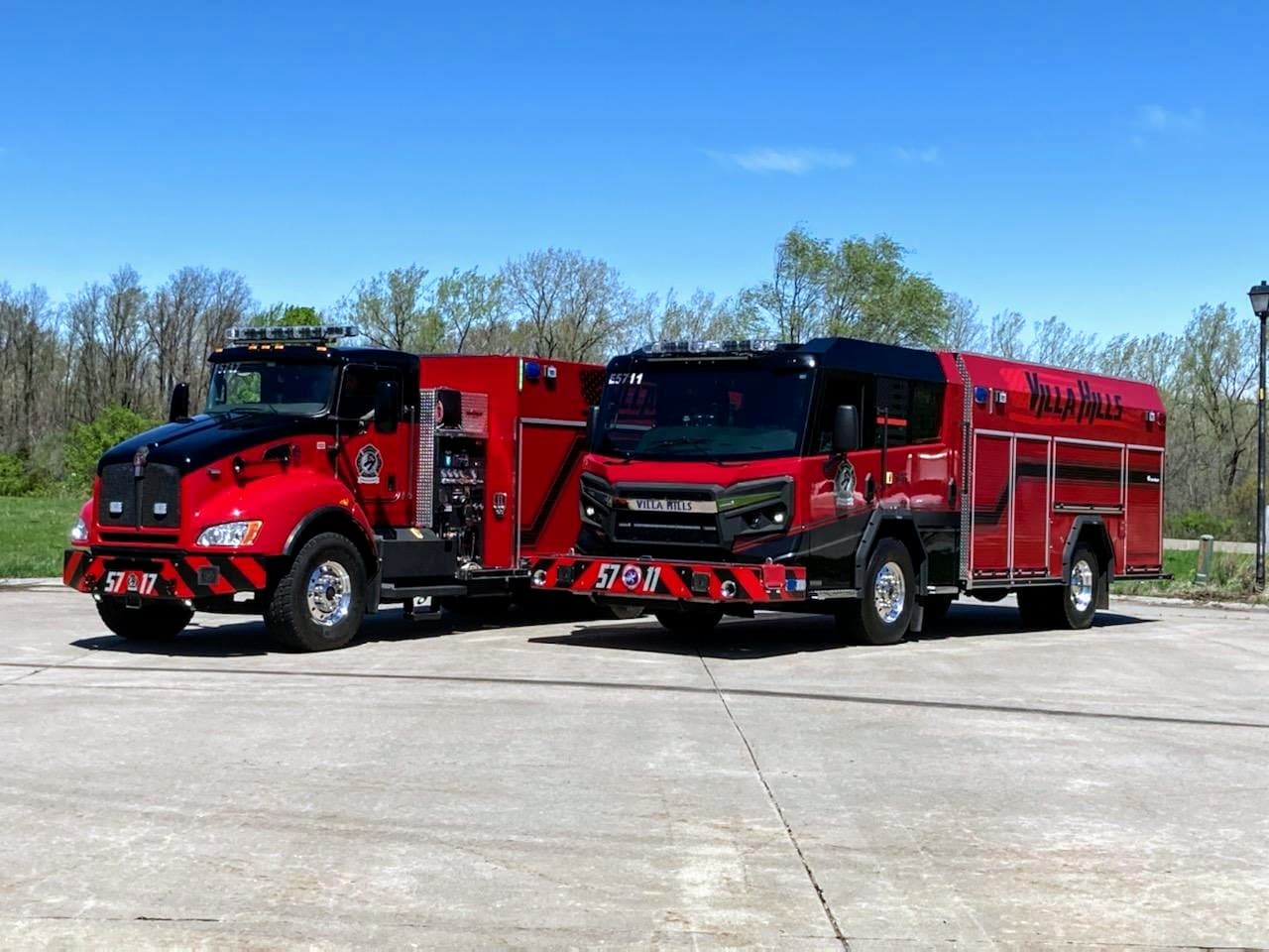 Engine 5711 & Tanker 5717